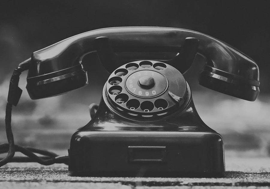 Sie erreichen uns ausserdem per Telefon Sie erreichen uns ausserdem per Telefon